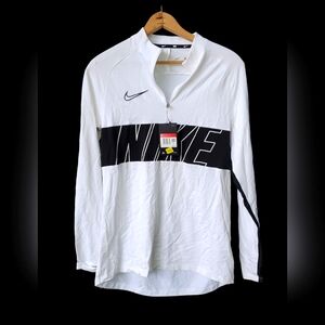 Men's Nike Long-Sleeve (L)